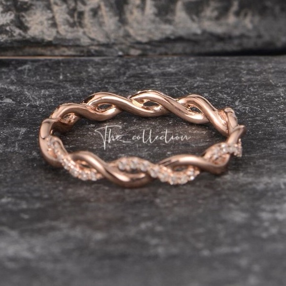 ROSE GOLD INFINITY DIAMOND RING - Picture 4 of 4